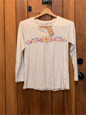 Natural Life Women’s Cream Floral Crewneck Long-Sleeve Top
